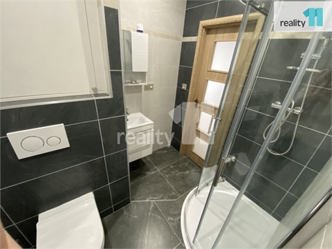 Pronájem bytu 2kk, 43 m² - 2