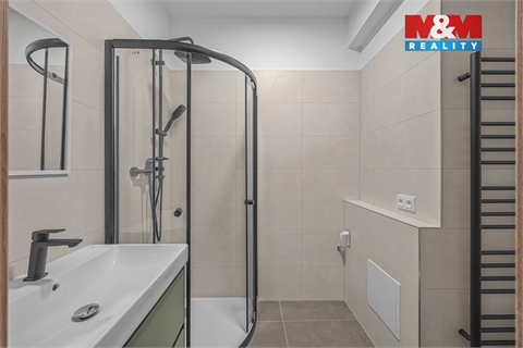 Prodej bytu 1kk, 46 m² 12