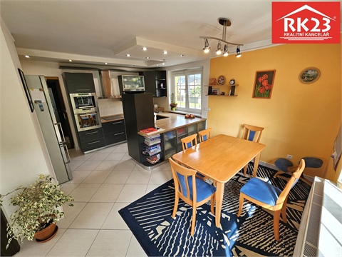 Prodej rodinného domu, 240 m² - 2