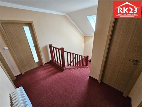 Prodej rodinného domu, 240 m² 16