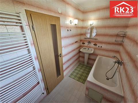 Prodej rodinného domu, 240 m² 18