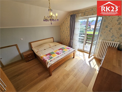 Prodej rodinného domu, 240 m² - 6