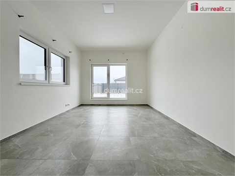 Pronájem rodinného domu, 154 m² 10