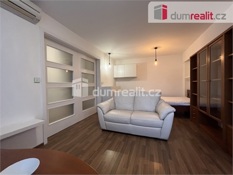 Pronájem bytu 1+1, 41 m² 6