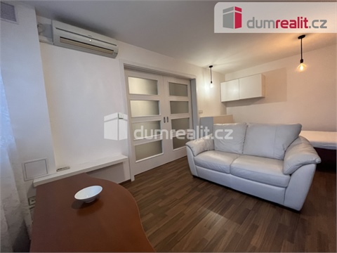 Pronájem bytu 1+1, 41 m² 0