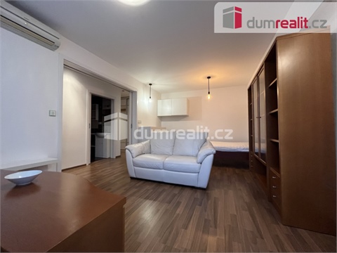 Pronájem bytu 1+1, 41 m² 4