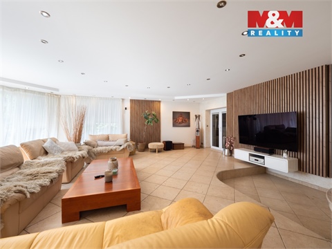 Prodej rodinného domu, 280 m² - 12