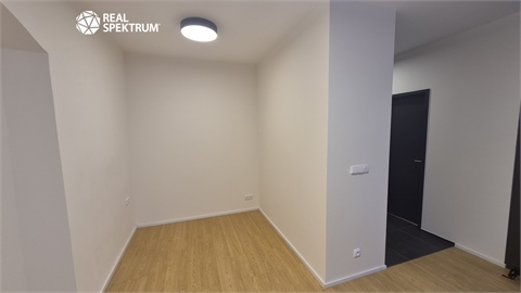Pronájem bytu 1kk, 33 m² - 2