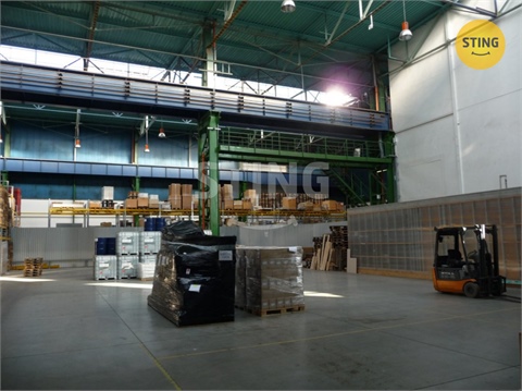 Pronájem skladu / haly, 600 m² - 0