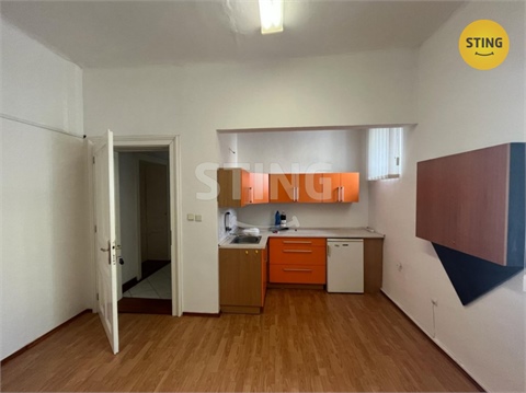 Pronájem kanceláře, 90 m² 6