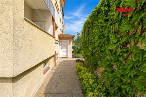 Prodej rodinného domu, 294 m² - 20