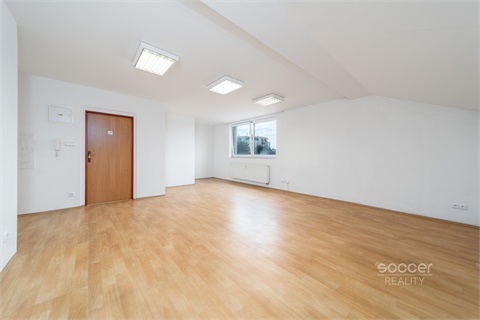 Pronájem kanceláře, 123 m² 0