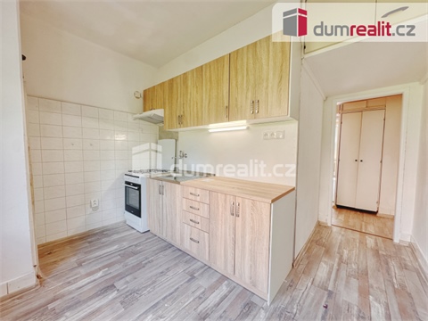 Pronájem bytu 3+1, 73 m² 0