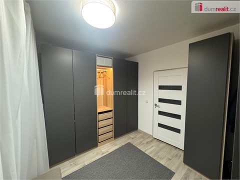 Pronájem bytu 4+1, 87 m² - 0