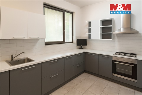 Prodej rodinného domu, 208 m² 4