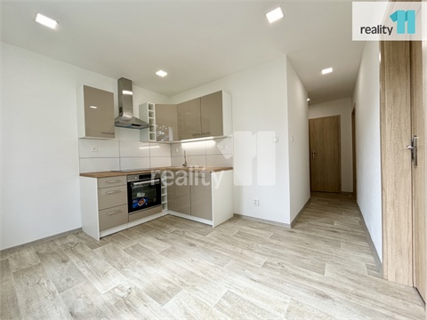 Pronájem bytu 2+1, 48 m² 2