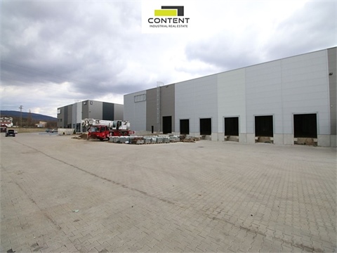 Pronájem skladu / haly, 4 000 m² - 12