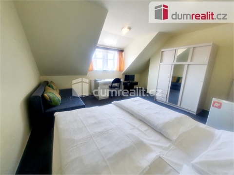 Pronájem atypického bytu, 18 m² - 0