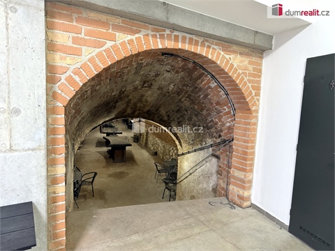 Prodej komerčního objektu, 264 m² 10