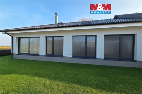 Prodej rodinného domu, 107 m² 2