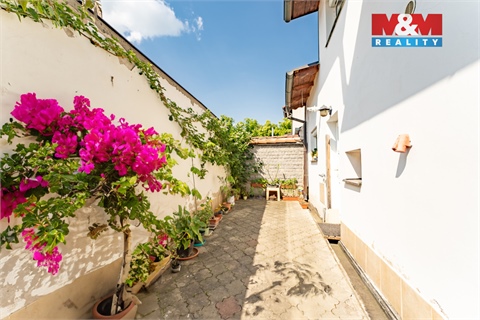 Prodej rodinného domu, 160 m² - 2