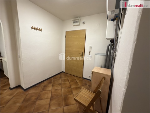 Pronájem bytu 1+1, 37 m² - 6