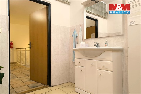 Pronájem kanceláře, 29 m² - 4