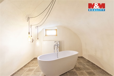 Prodej rodinného domu, 270 m² - 16