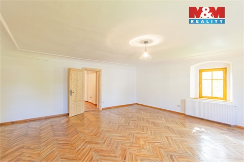 Prodej rodinného domu, 270 m² 24