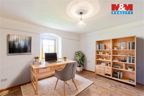 Prodej rodinného domu, 270 m² 28