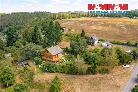 Prodej stavebního pozemku, 1 513 m² 0