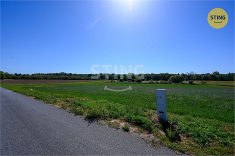 Prodej stavebního pozemku, 1 490 m² 14