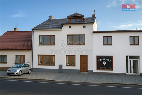 Prodej rodinného domu, 290 m² 8