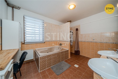 Prodej rodinného domu, 197 m² 22