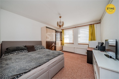 Prodej rodinného domu, 197 m² - 14