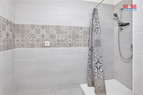 Prodej rodinného domu, 74 m² - 10