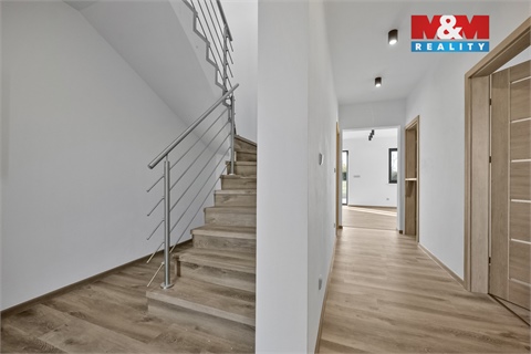 Prodej rodinného domu, 126 m² - 8