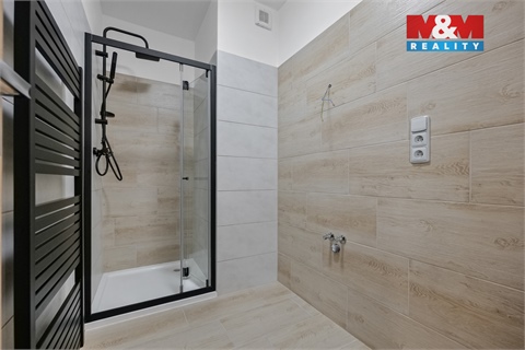 Prodej rodinného domu, 126 m² - 20