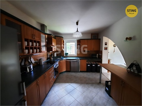 Prodej rodinného domu, 268 m² - 4