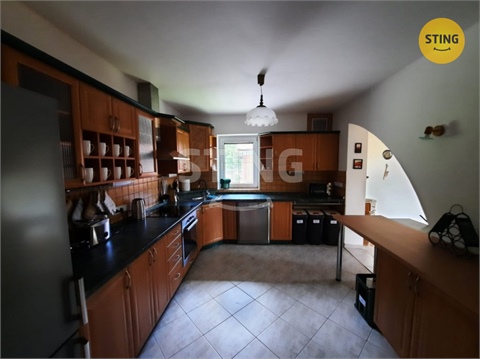 Prodej rodinného domu, 268 m² - 4