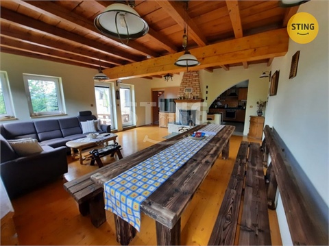 Prodej rodinného domu, 268 m² 2