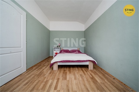 Prodej rodinného domu, 220 m² 16