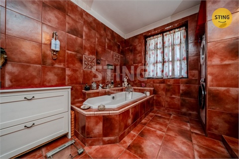 Prodej rodinného domu, 220 m² 24