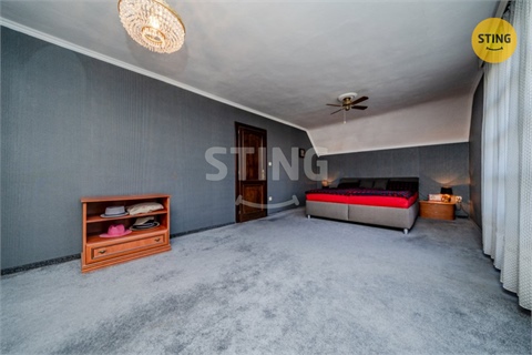 Prodej rodinného domu, 220 m² 2