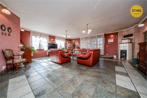 Prodej rodinného domu, 220 m² - 14