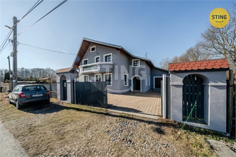 Prodej rodinného domu, 220 m² - 6