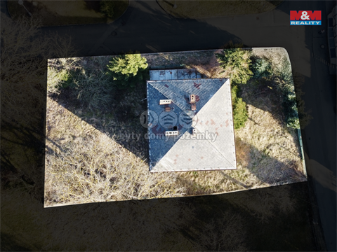 Prodej rodinného domu, 332 m² - 20