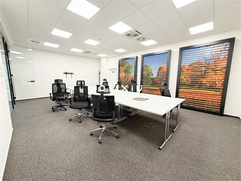 Pronájem kanceláře, 742 m² - 4