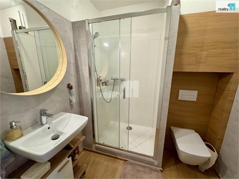 Prodej bytu 3kk, 66 m² - 14
