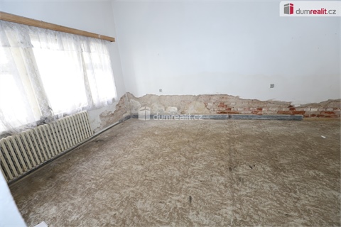 Prodej komerčního objektu, 1 600 m² 18